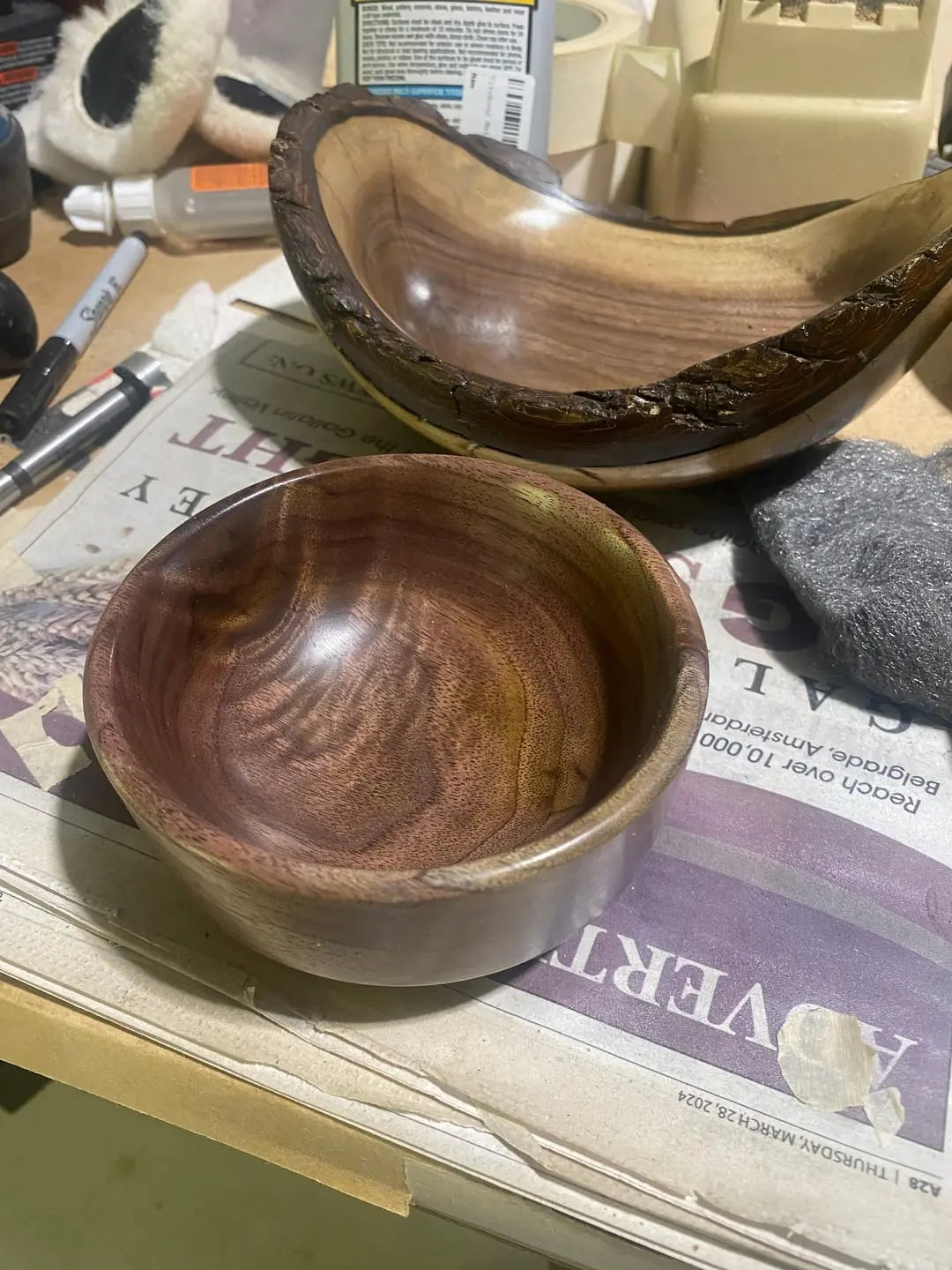 Spacious-Bowl Exotic Wood Zone