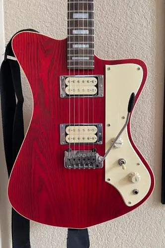 Charming-Guitar Exotic Wood Zone