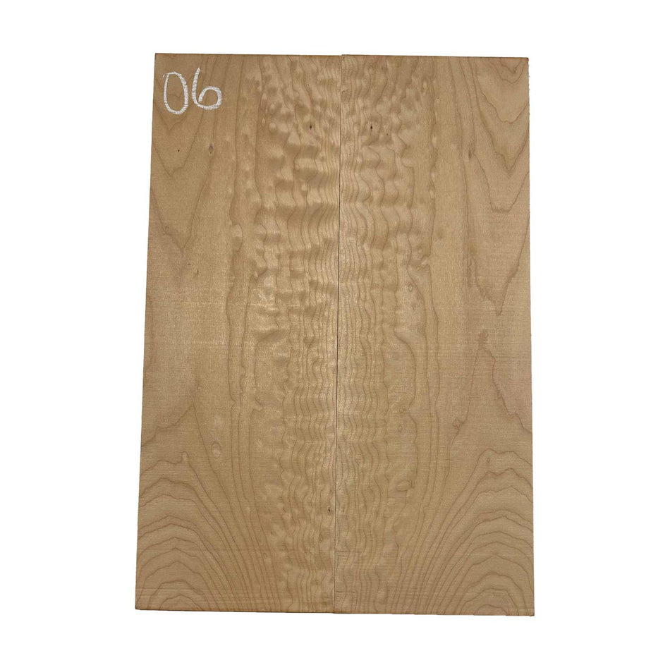 Ambrosia Maple Bookmatched Explorer Juego de tapa abatible para guitarra - 28" x 9" x 1/4"