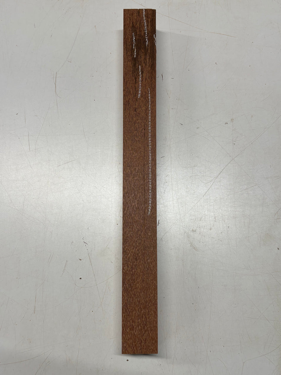 1 planche de bois brut en Acajou du Honduras flammé #8244