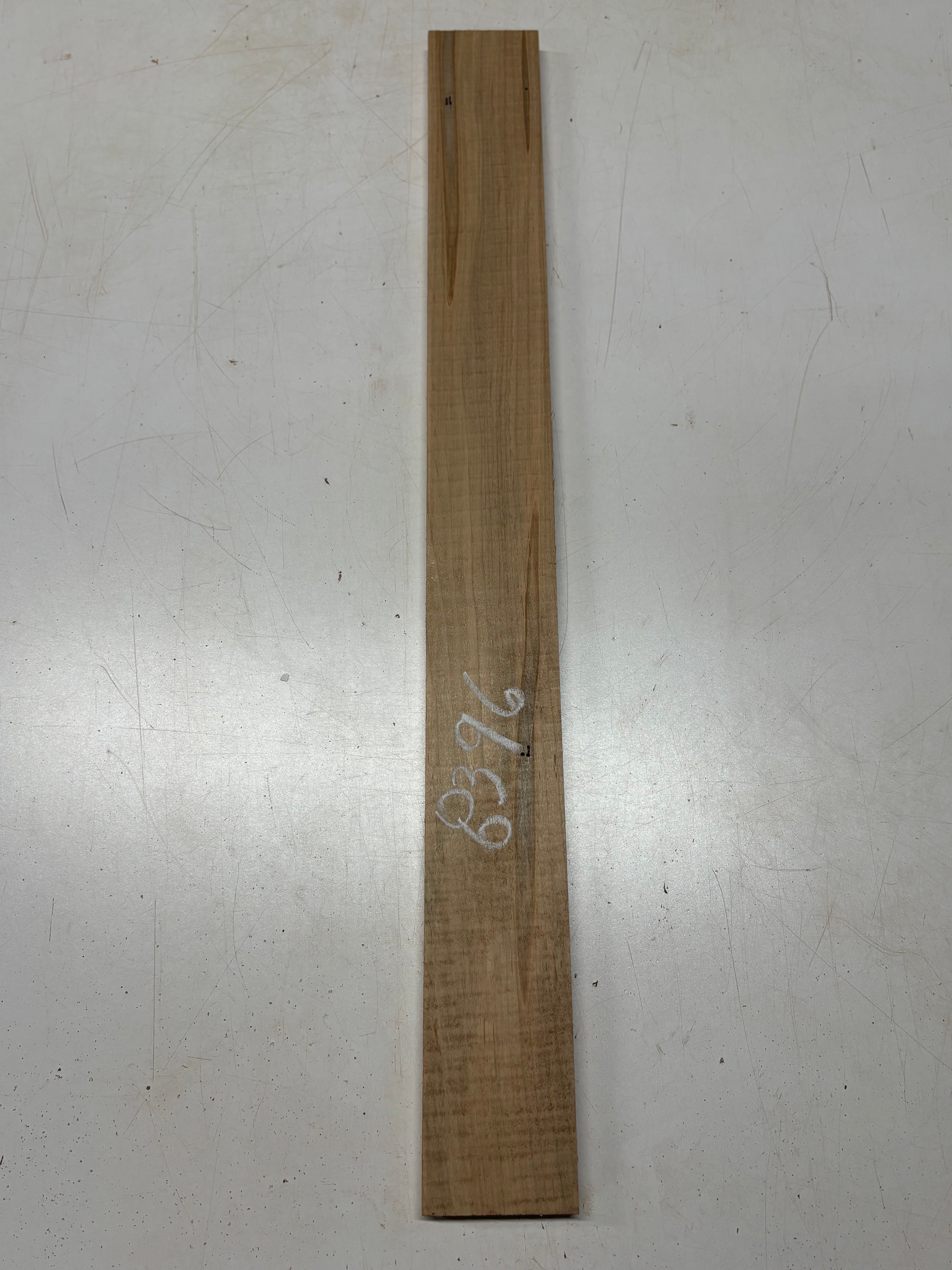 1 Piece, Ambrosia Maple Thin Stock Lumber  32"x3-1/4"x3/4"#8396 - Exotic Wood Zone