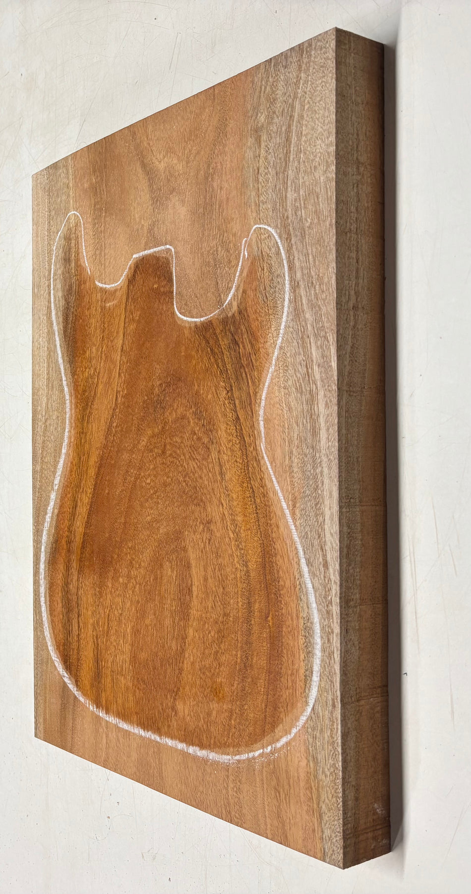 Espacios en blanco para cuerpo de guitarra de nogal negro - 21″ x 14″ x 2″ 