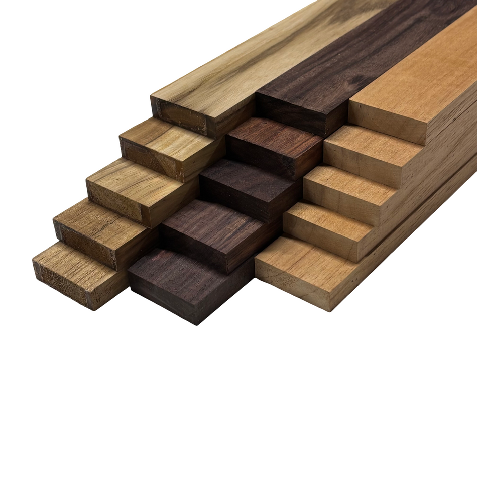 Tablero de madera con forma de corazón rojo - 3/4" x 4" (2 piezas)