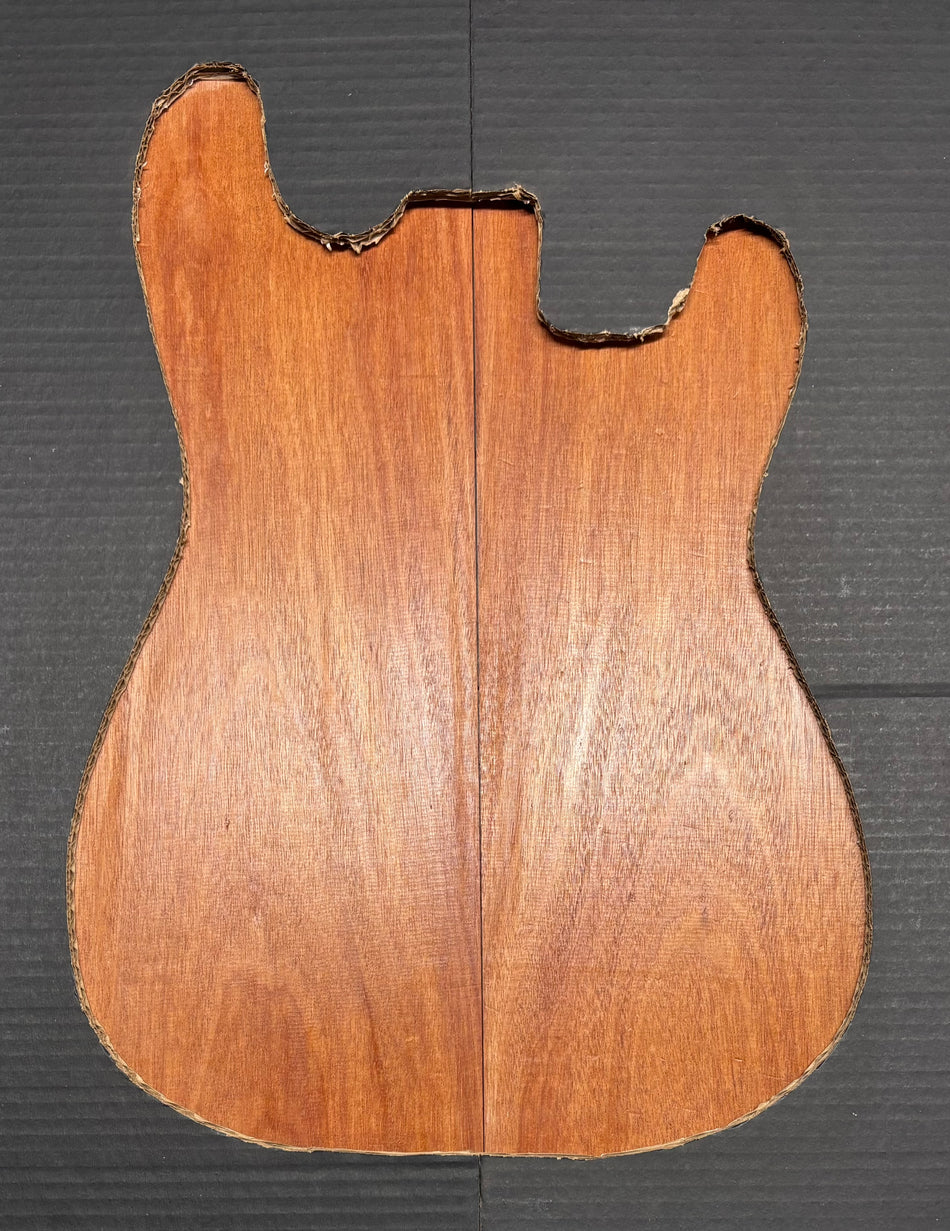 Santos Mahogany Guitar Drop Top - 21" x 7-1/4" x 3/8" #106