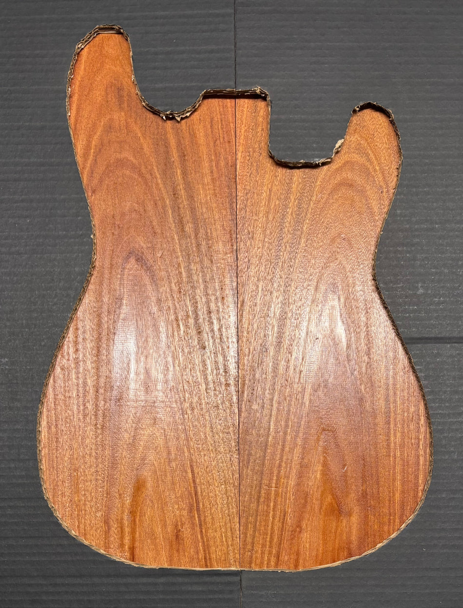 Santos Mahogany Guitar Drop Top - 21" x 7-1/4" x 3/8" #108