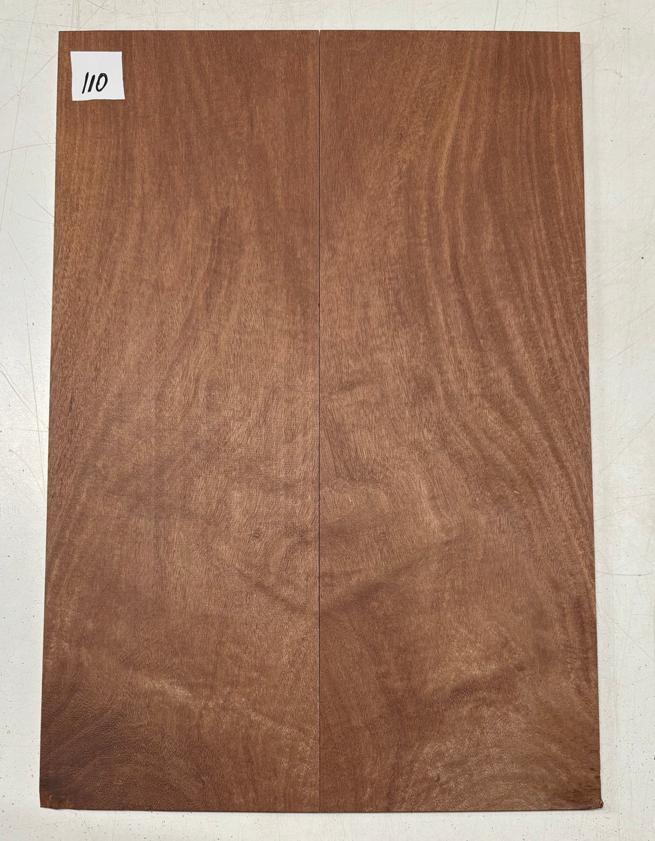 Santos Mahogany Guitar Drop Top - 21" x 7-1/4" x 3/8" #110