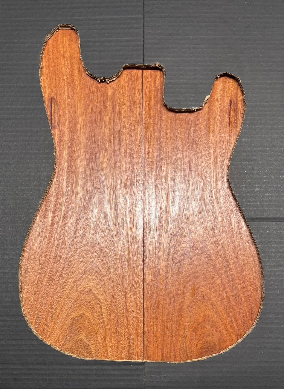 Santos Mahogany Guitar Drop Top - 21" x 7-1/4" x 3/8" #111