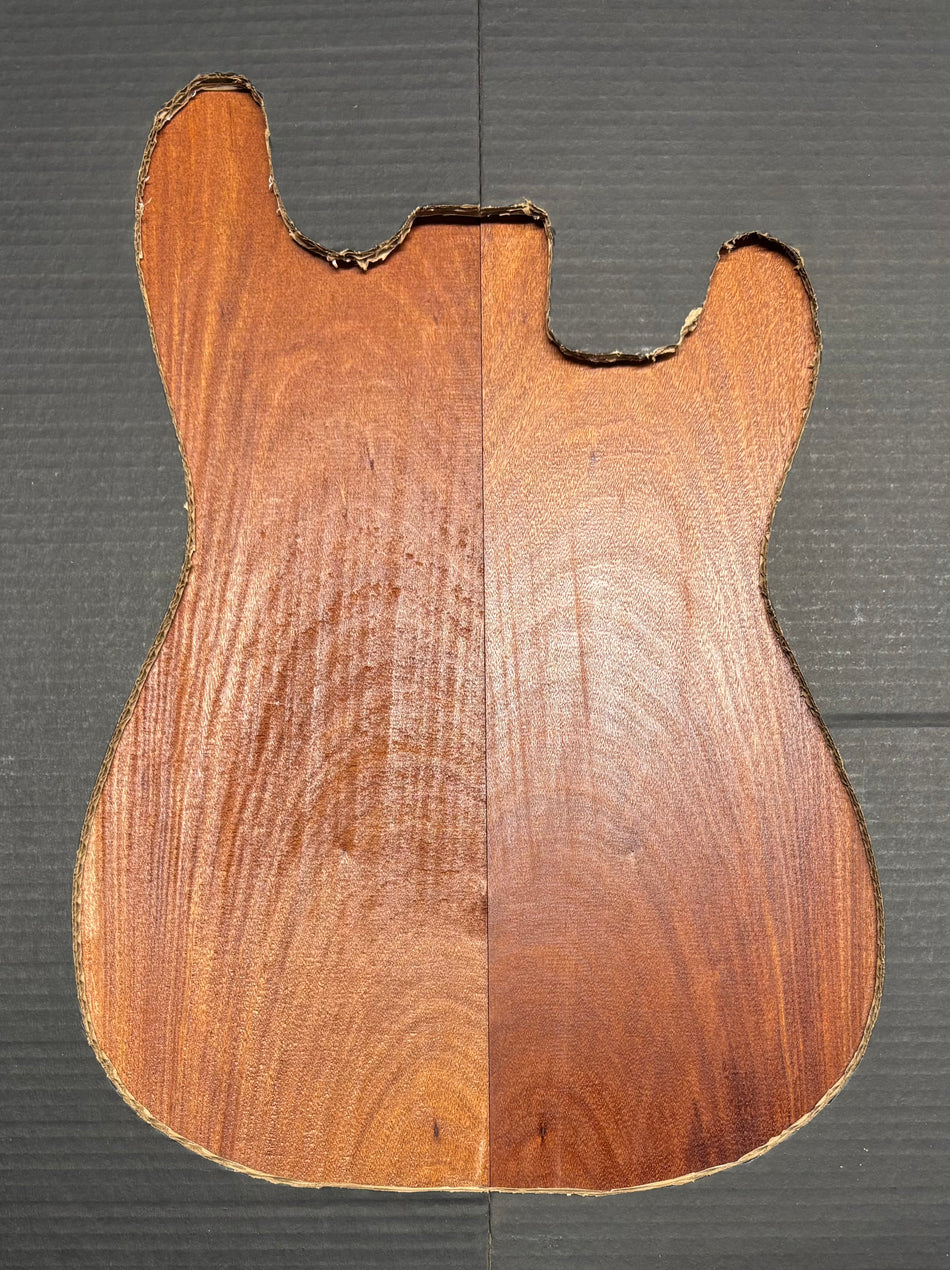 Santos Mahogany Guitar Drop Top - 21" x 7-1/4" x 3/8" #115
