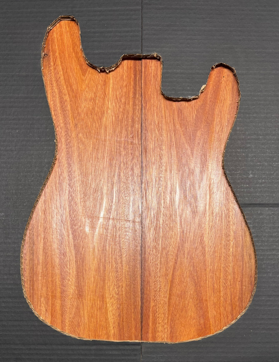 Santos Mahogany Guitar Drop Top - 21" x 7-1/4" x 3/8" #116