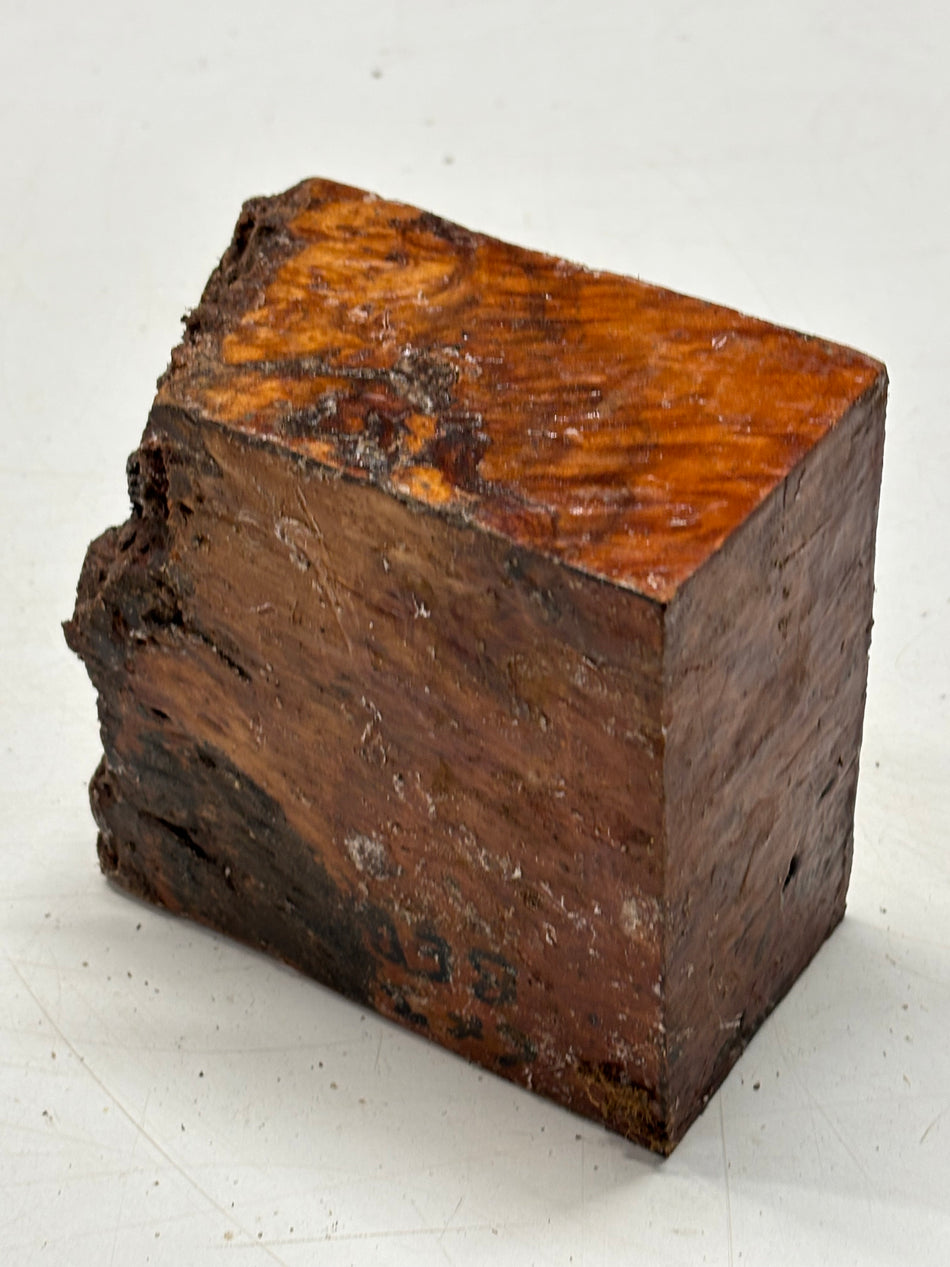 Galletas/Losas de goma roja, 16" x 11" x 1-1/2" 6.35 lbs | #36