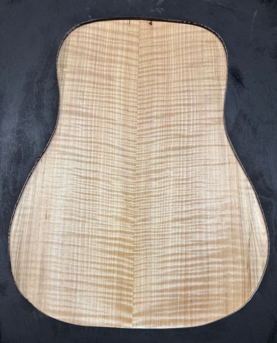 Tapas colgantes para guitarra con diseño de libro de arce duro Flame #24
