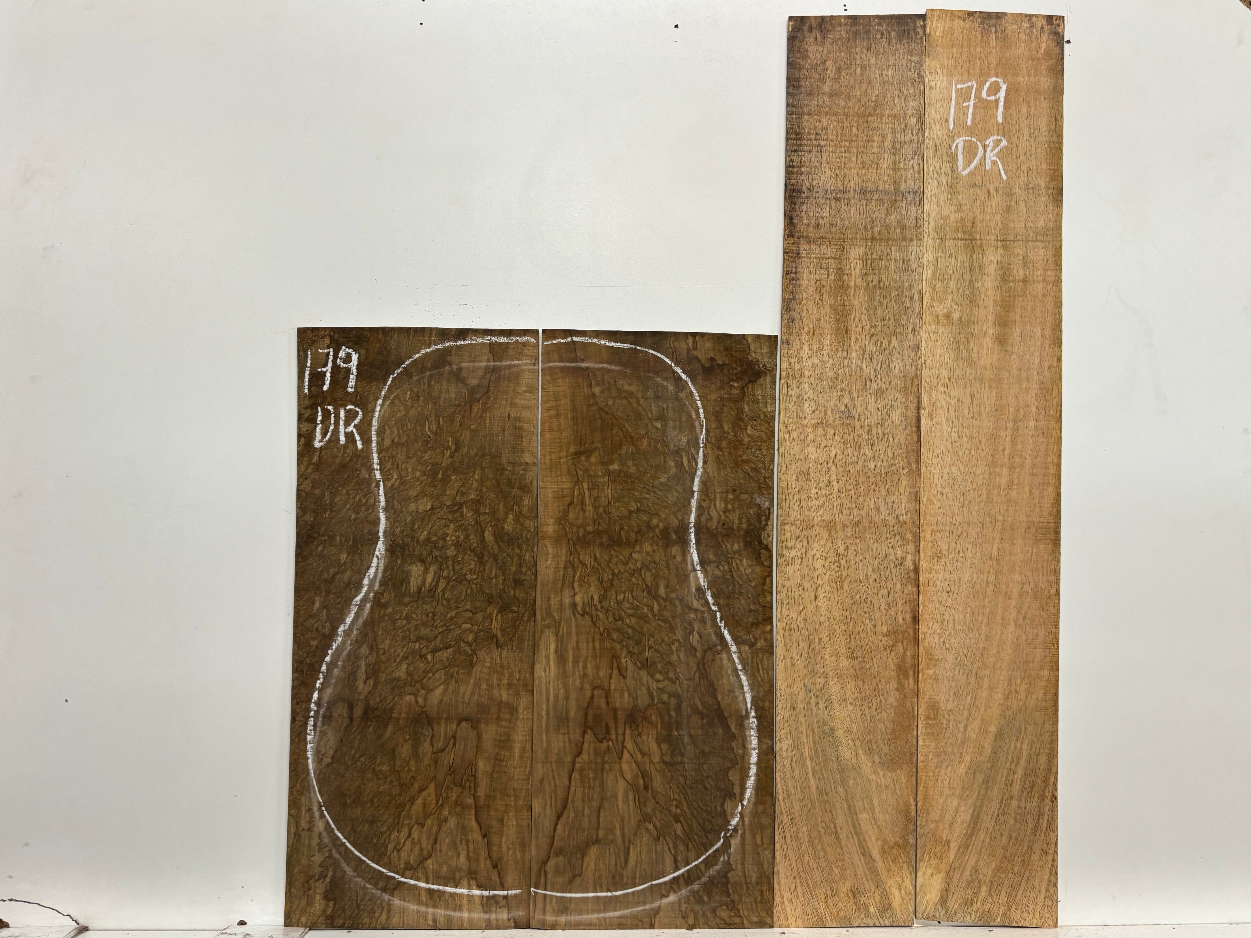 Figured Flame Mango Dreadnought Guitar Back and Side Set #179 - Exotic Wood Zone