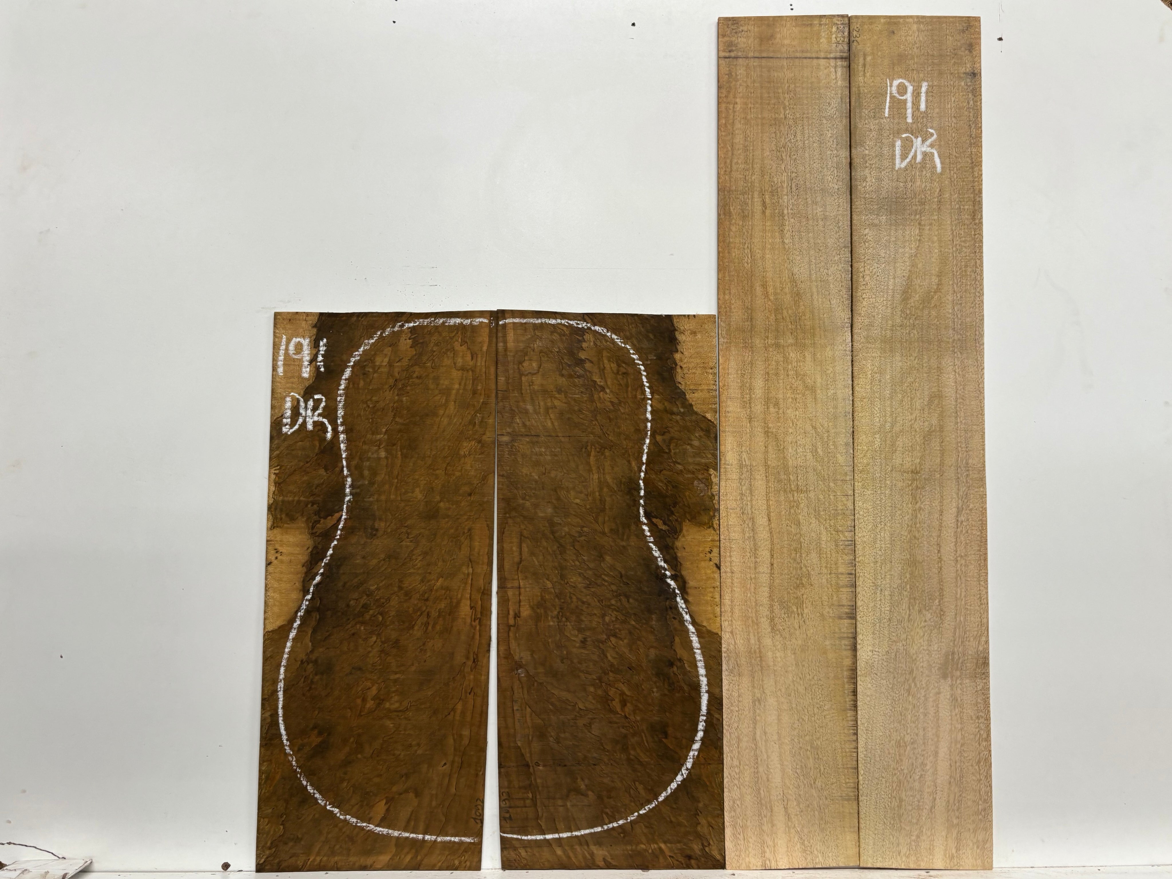 Figured Flame Mango Dreadnought Guitar Back and Side Set #191 - Exotic Wood Zone