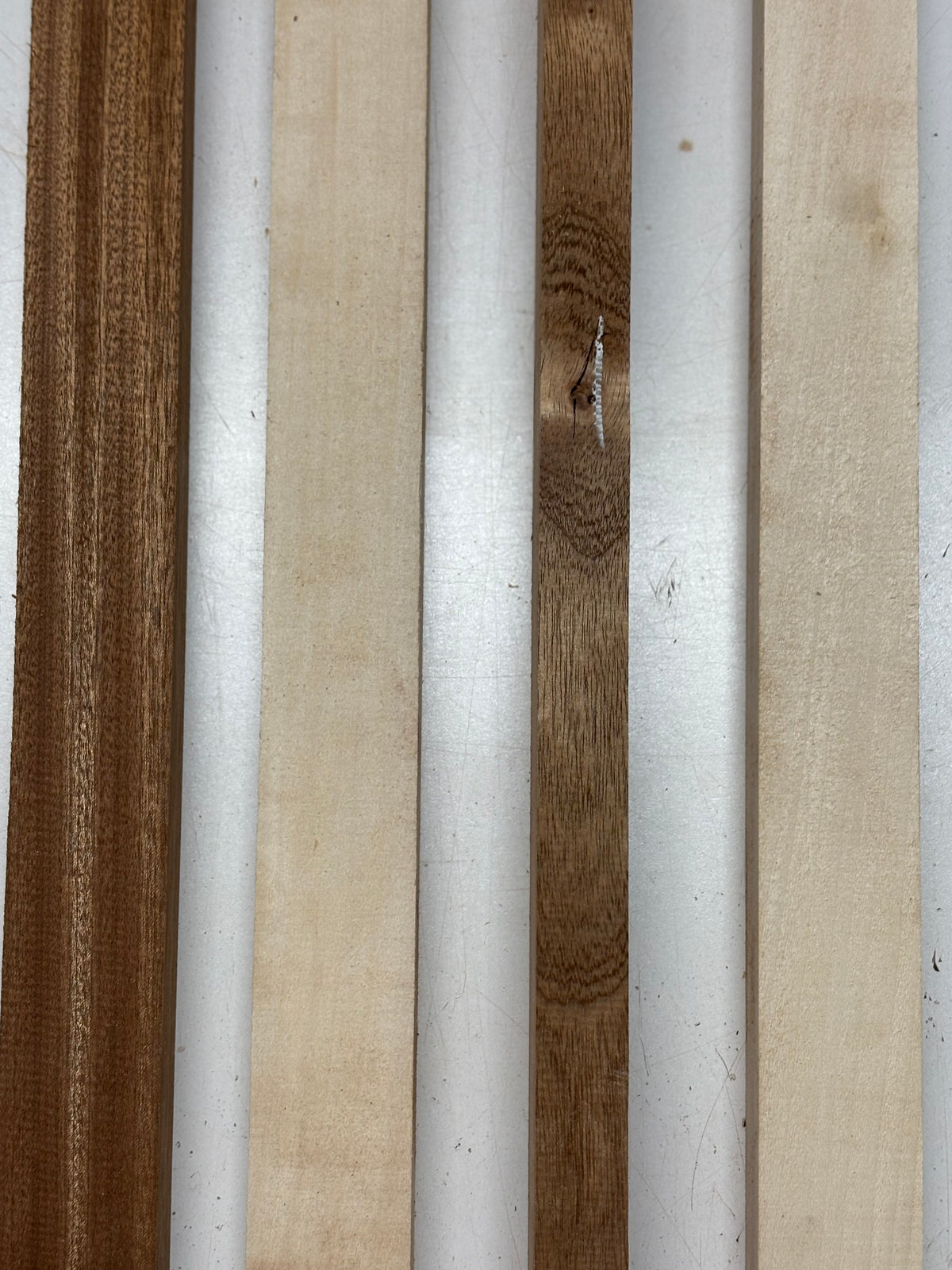 4 Pack, 2 Species Sapele + Basswood Thin Stock Lumber 21"x1-7/8"x1"#7481 - Exotic Wood Zone