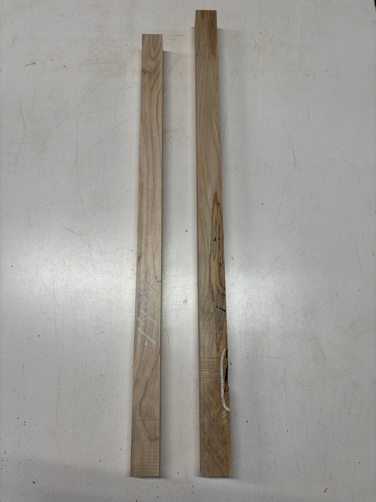 2 Pack, 2 Species Hard Maple + Ambrosia Maple Turning Wood Blanks  Hard Maple : 33-1/2"x1-3/4"x1-3/4"  , Ambrosia Maple : 36"x1-7/8"x1-7/8"#7499 - Exotic Wood Zone