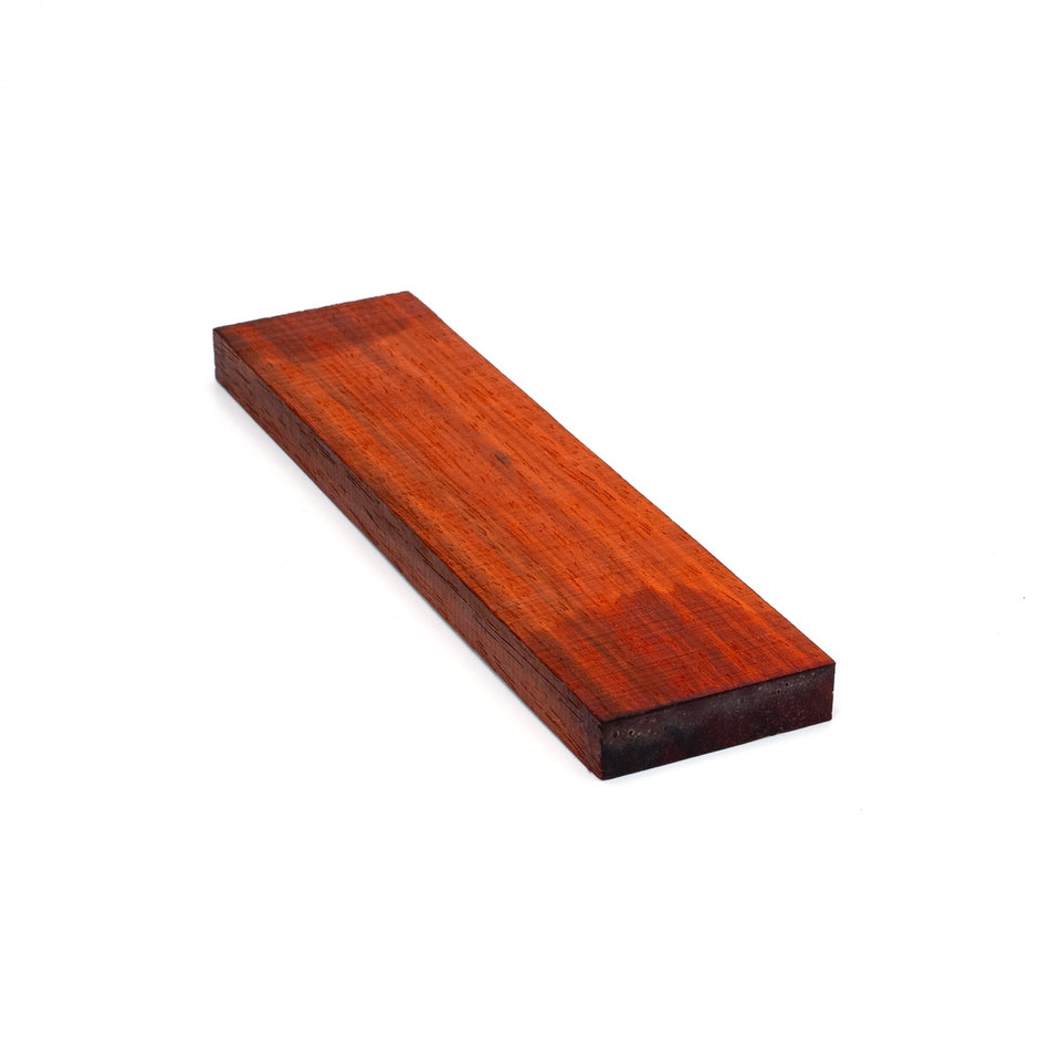 Espacios en blanco para puentes de guitarra Padauk