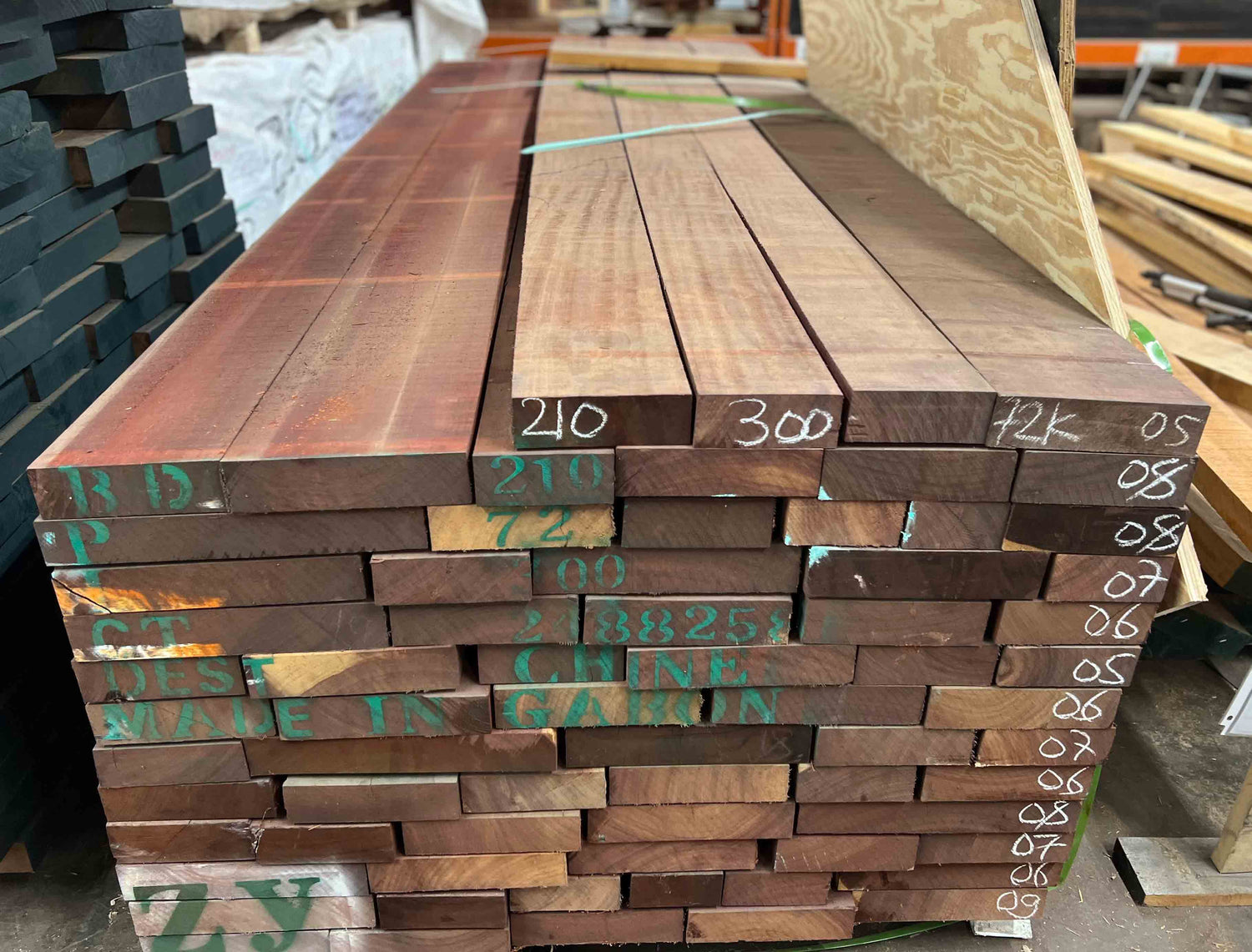 African Padauk 8/4 Lumber - Exotic Wood Zone - Buy online Across USA 
