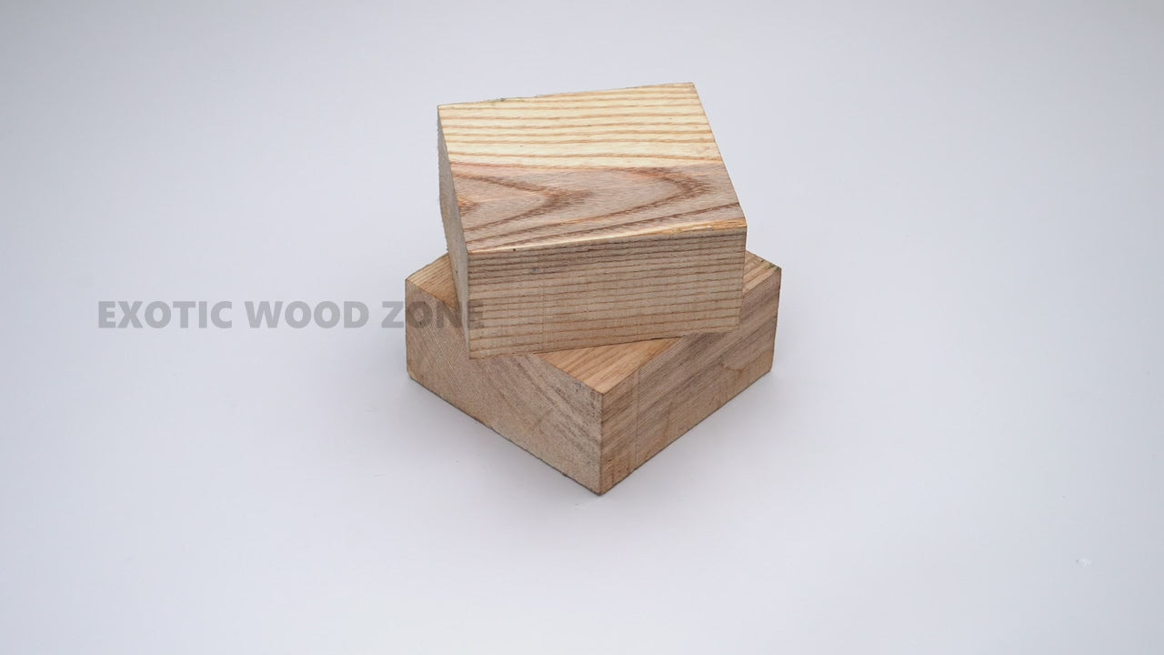 Espacios en blanco para cuencos de madera de fresno